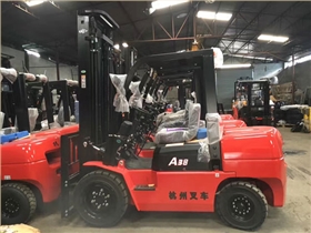 杭州叉車 | 購買叉車，到底要關注什么？