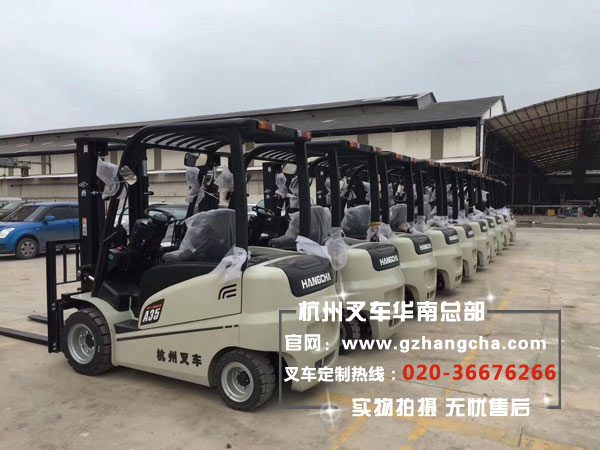 杭叉銷售模式創新丨購買電動叉車裸車搭配租賃叉車蓄電池
